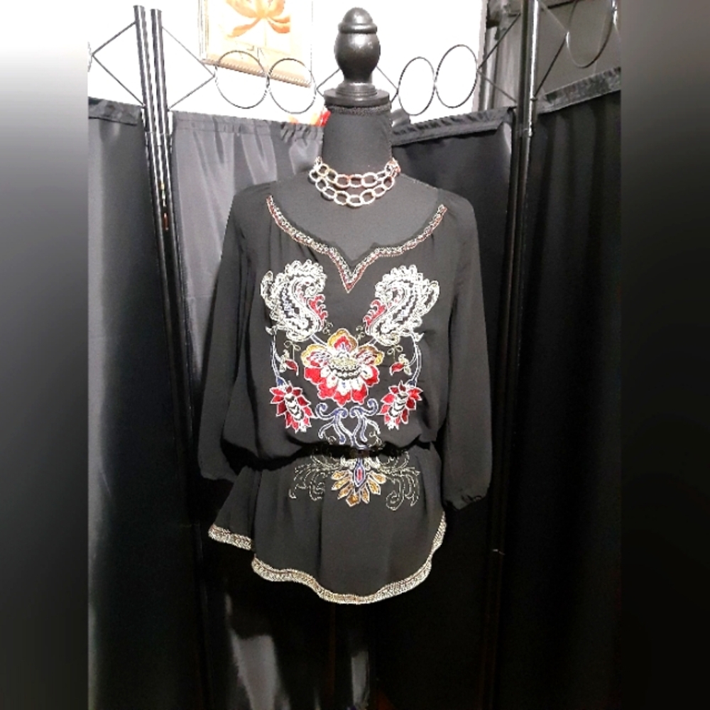 Forever 21 Sheer Black Blouse with Floral Embroidery Size S/P Boho Whimsical